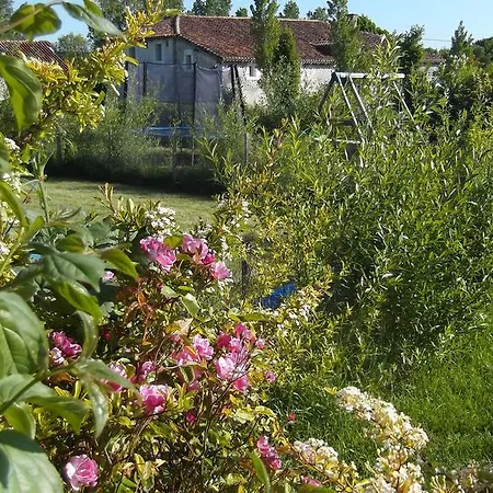 D'hotes Et Du Chateau De Clauzuroux Guest house Champagne-et-Fontaine