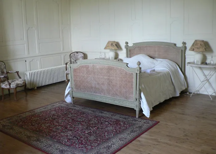 D'hotes Et Du Chateau De Clauzuroux Champagne-et-Fontaine