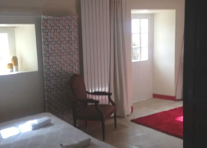 D'hotes Et Du Chateau De Clauzuroux 3* Champagne-et-Fontaine